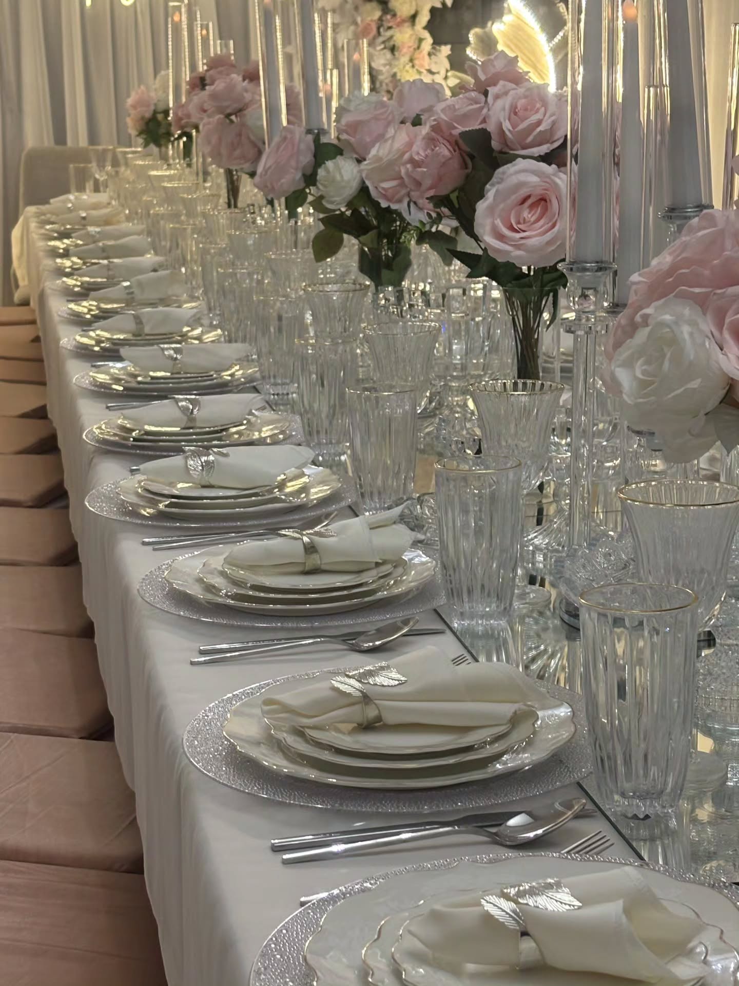 Esim Decor Luxury