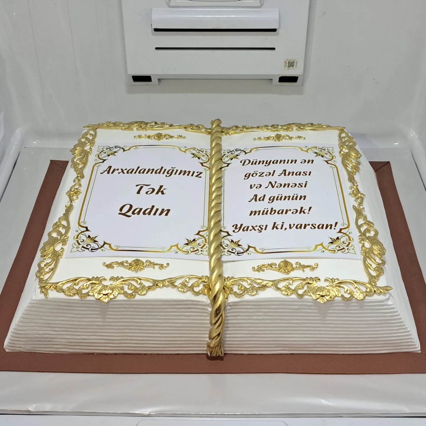 Yubiley və Böyüklər üçün Tortlar