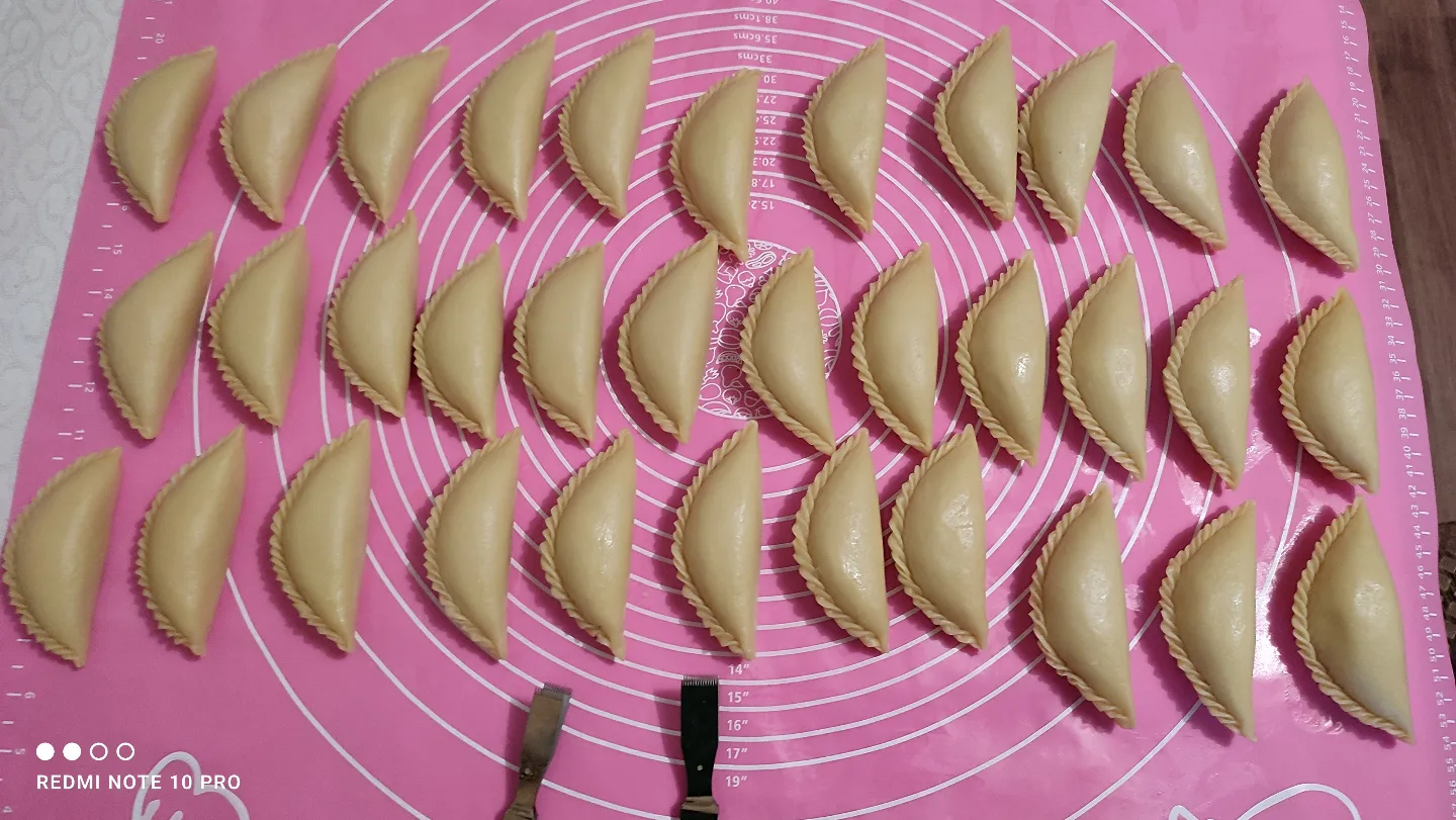 Qızıl Əllər Cake