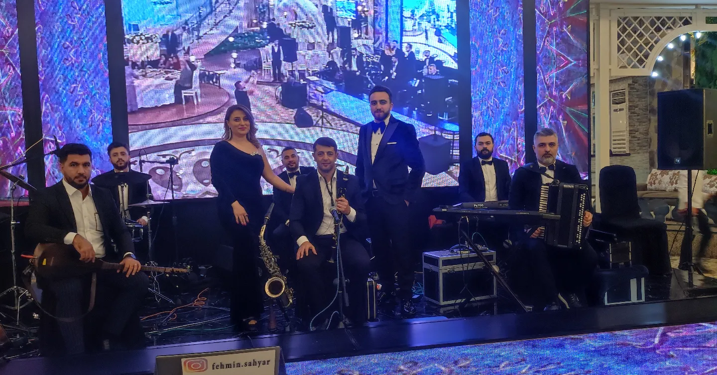 Korporativ Tədbirlər və Özəl Şou Proqramlar