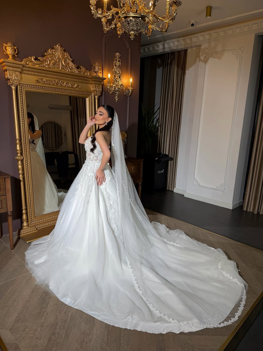 Nikah və Fotosessiya üçün Qısa Gəlinliklər