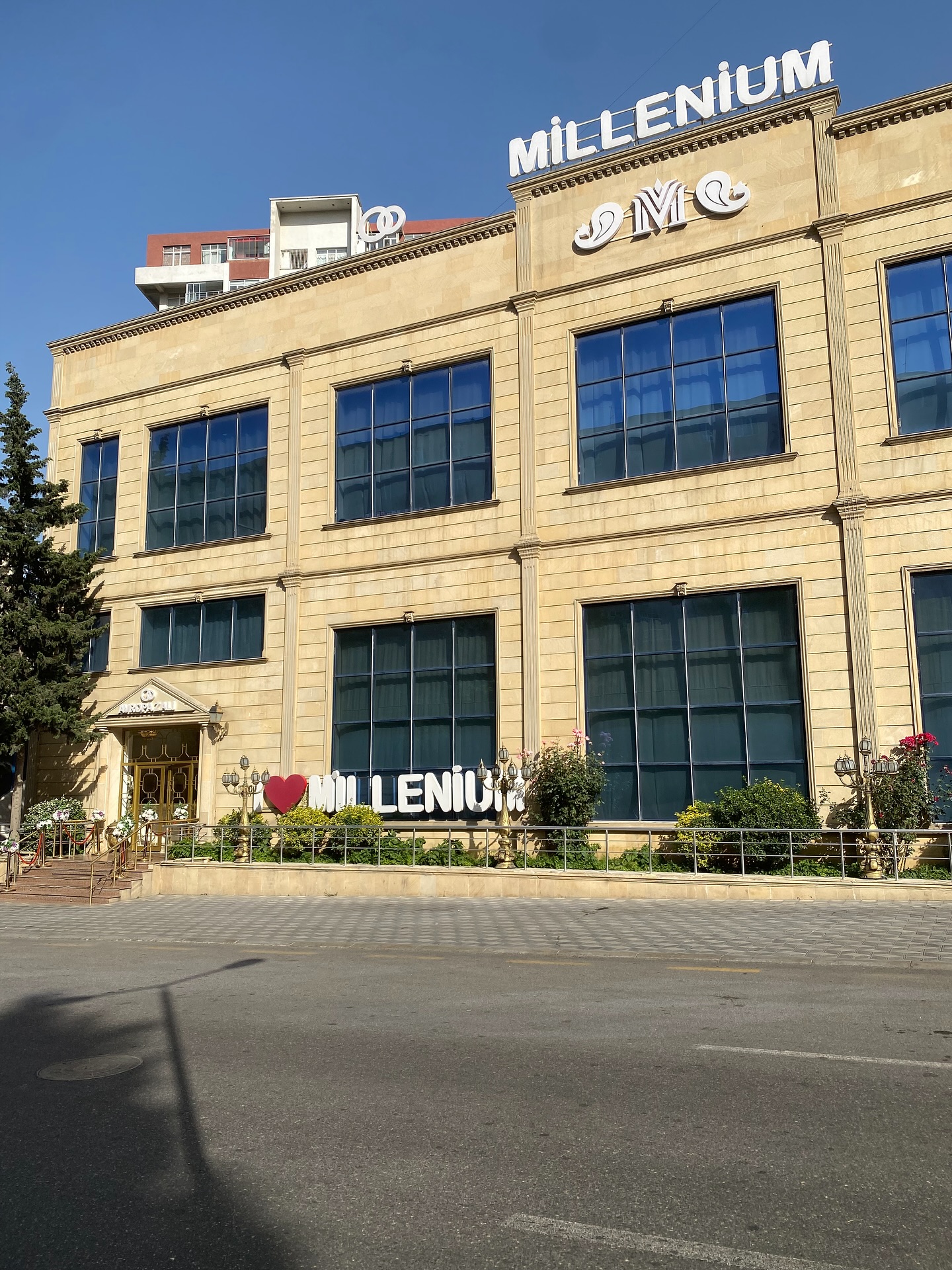 Millenium Şadlıq Sarayı