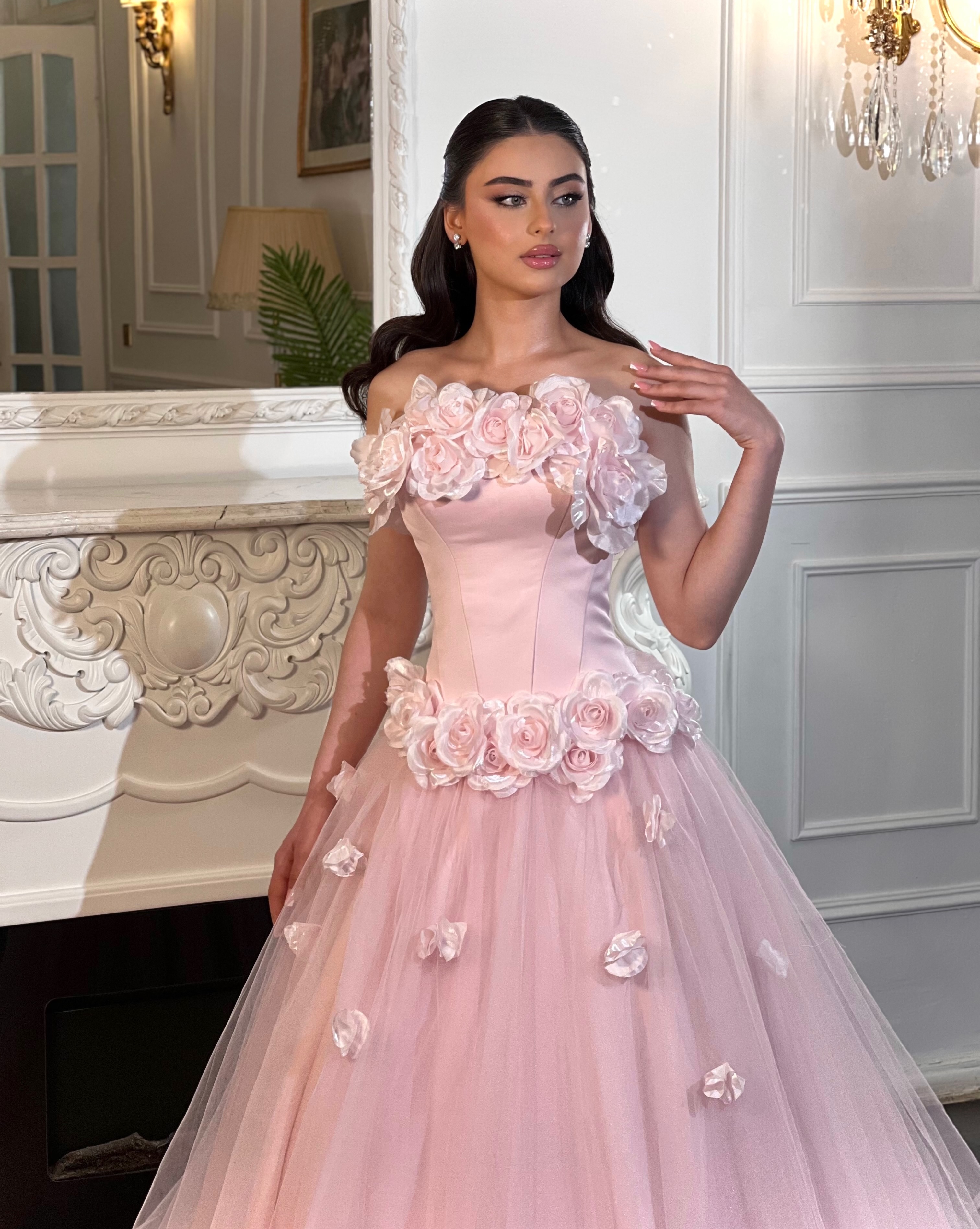 Ziyafət və Qala Gecələri Üçün Lüks Libaslar