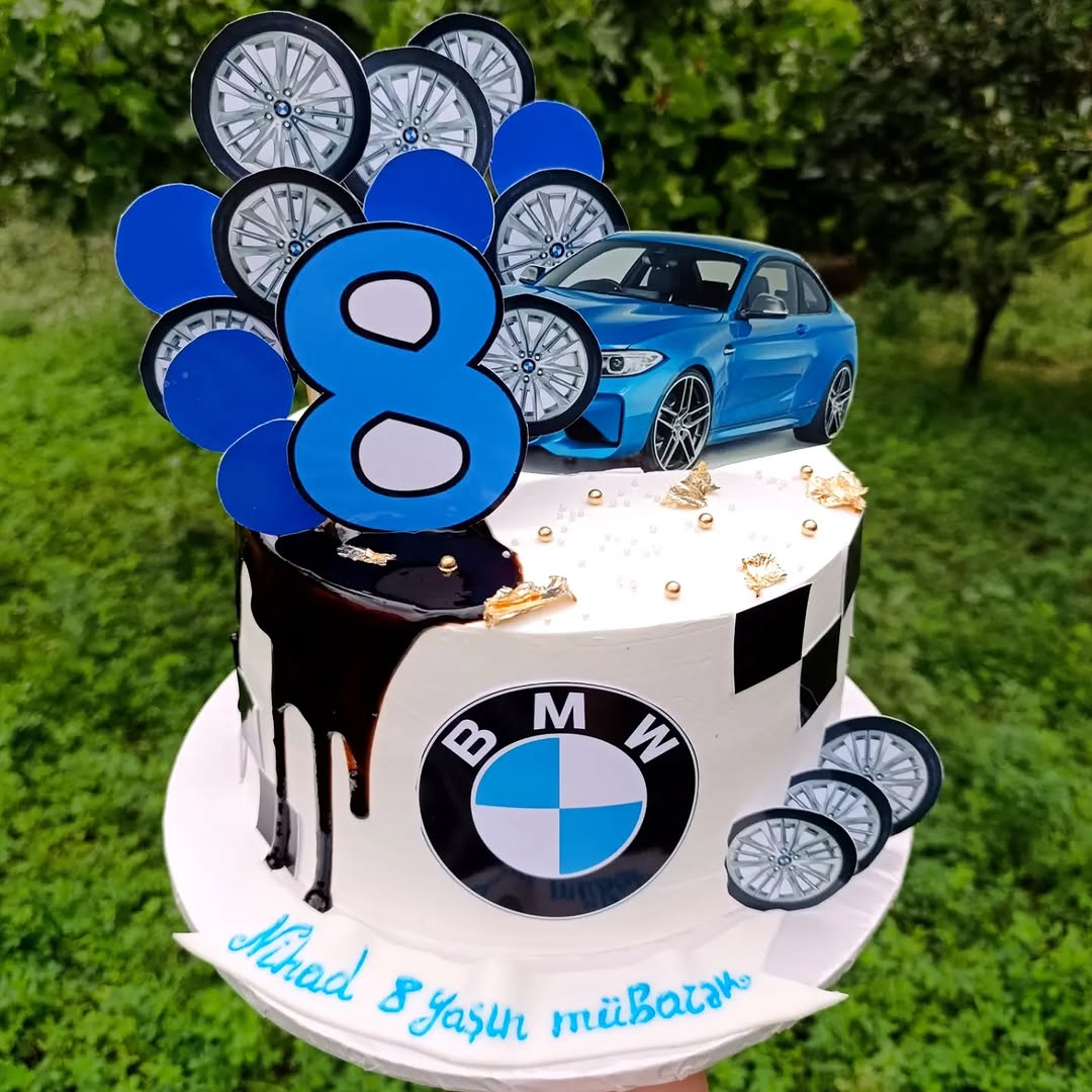 Tələbə və Mövzulu Şənlik Tortları