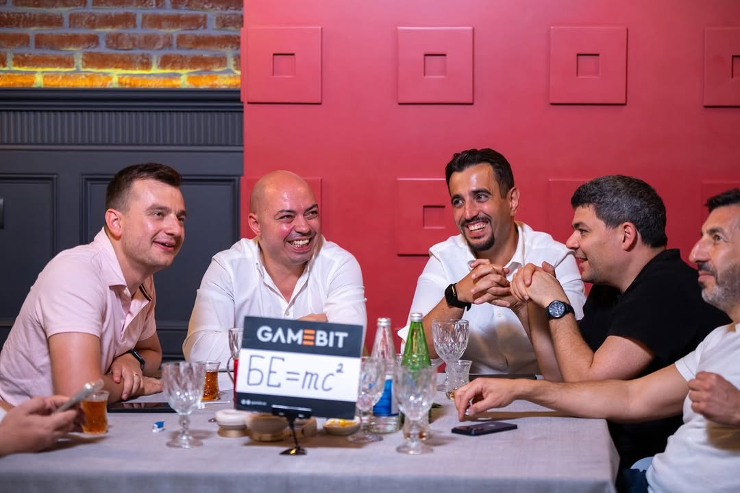 Ad Günləri və Özəl Ziyafətlər üçün İntellektual Kviz