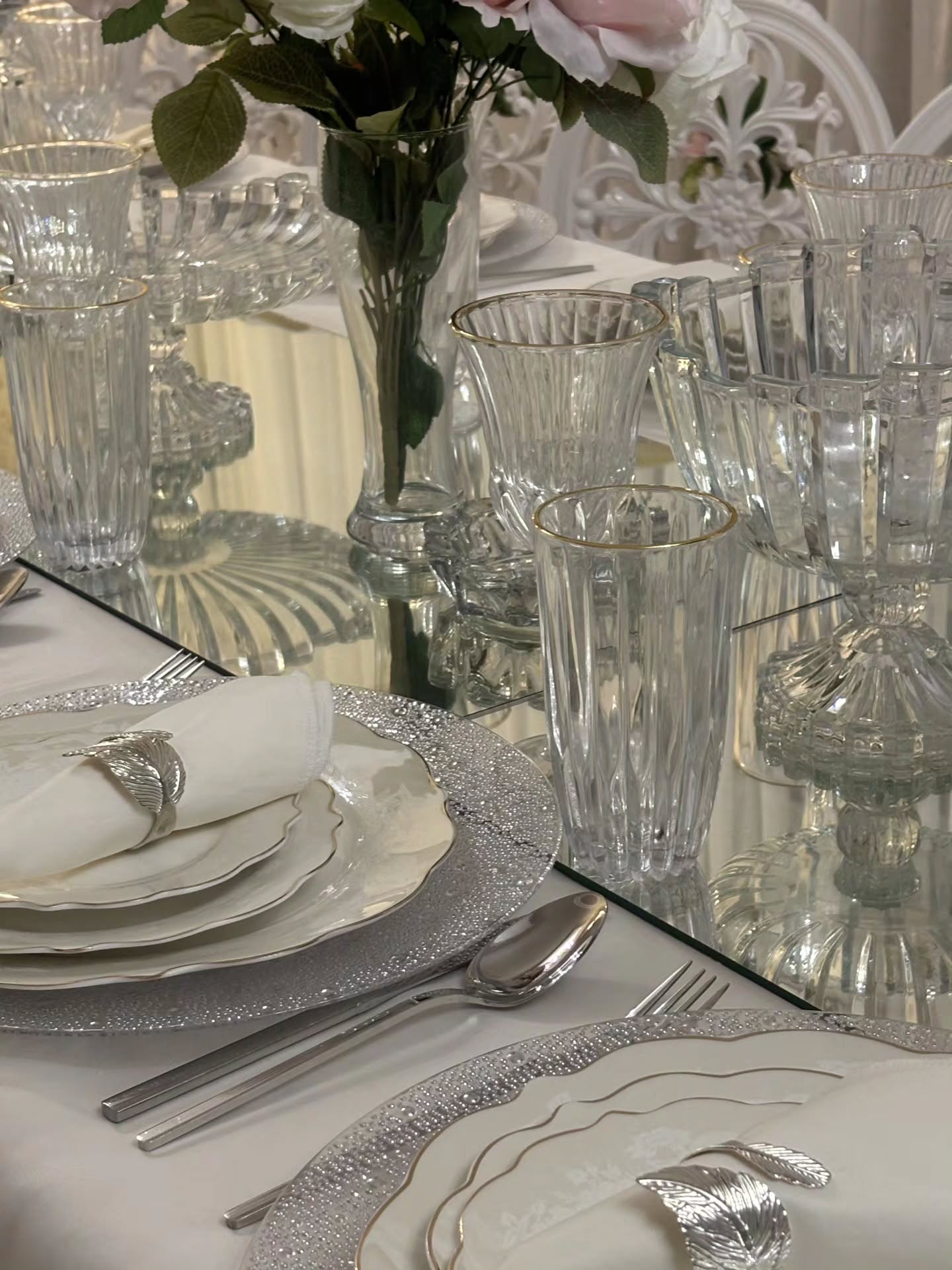 Esim Decor Luxury