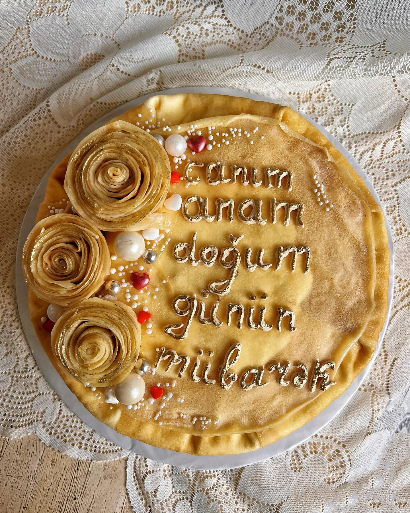 Ev Üslubunda Blinçik (Crepes) Tortu