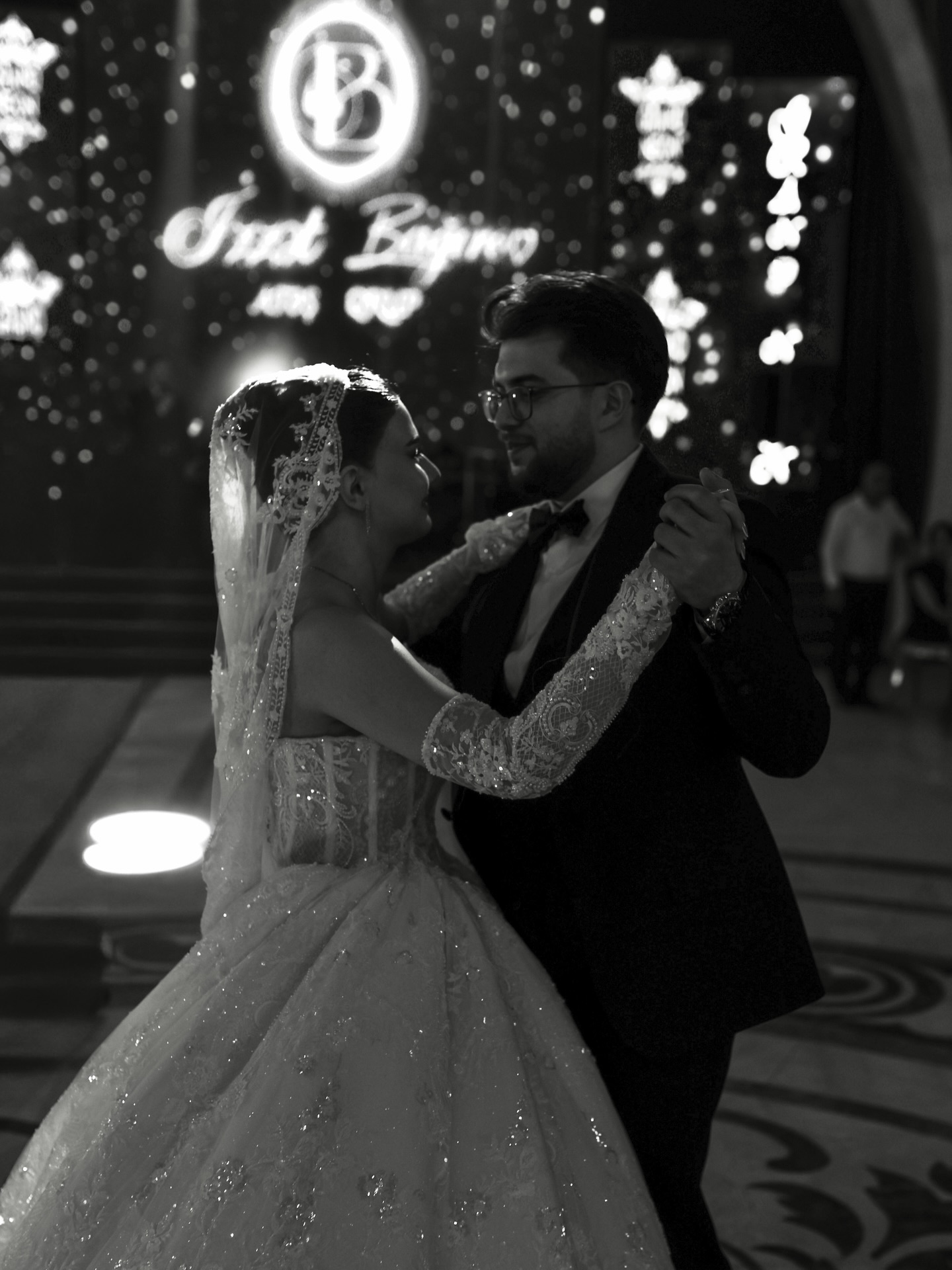 Grand Neon Şadlıq Sarayı
