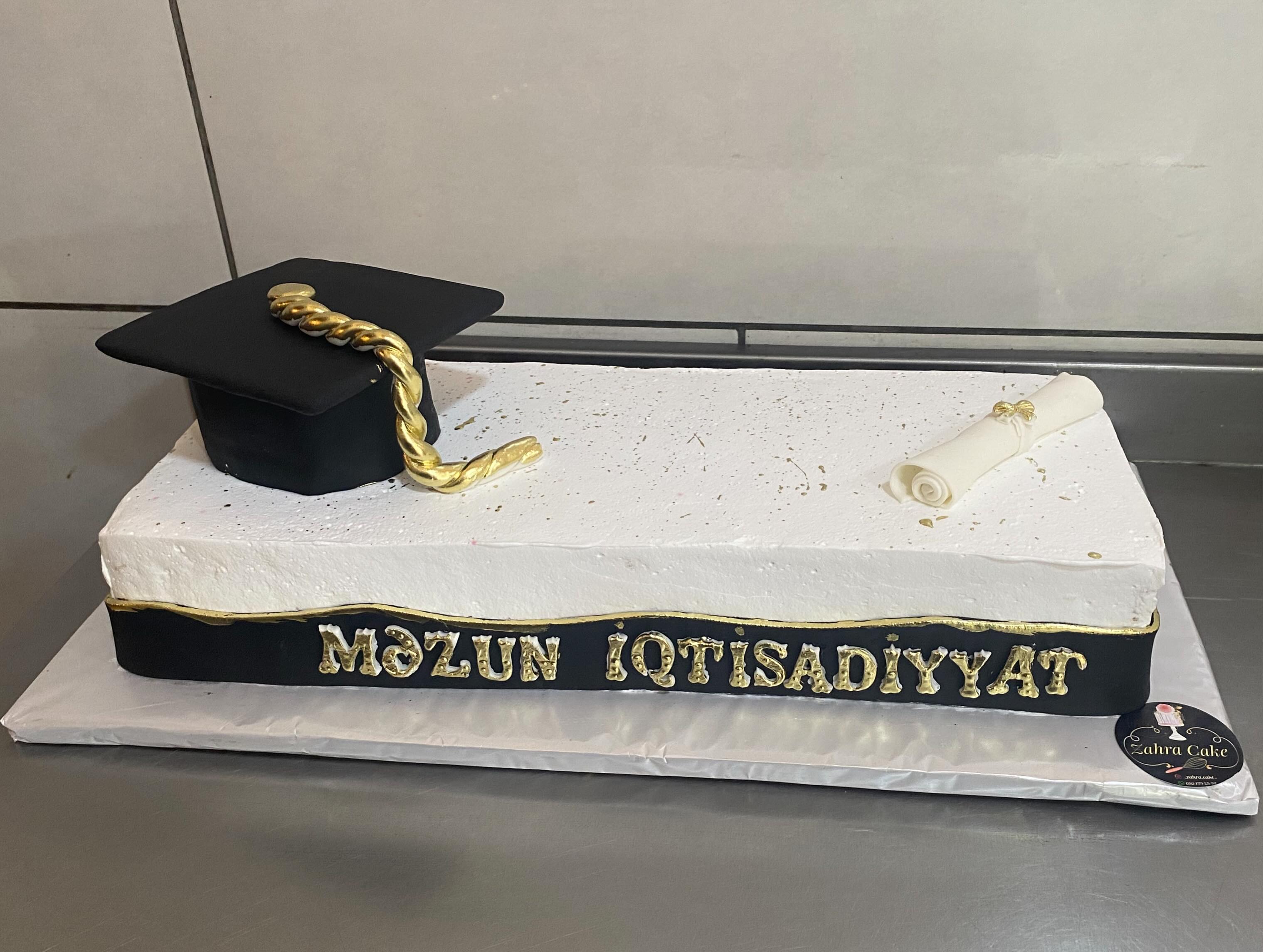Məktəb, Məzuniyyət və Xüsusi Mövzulu Tortlar