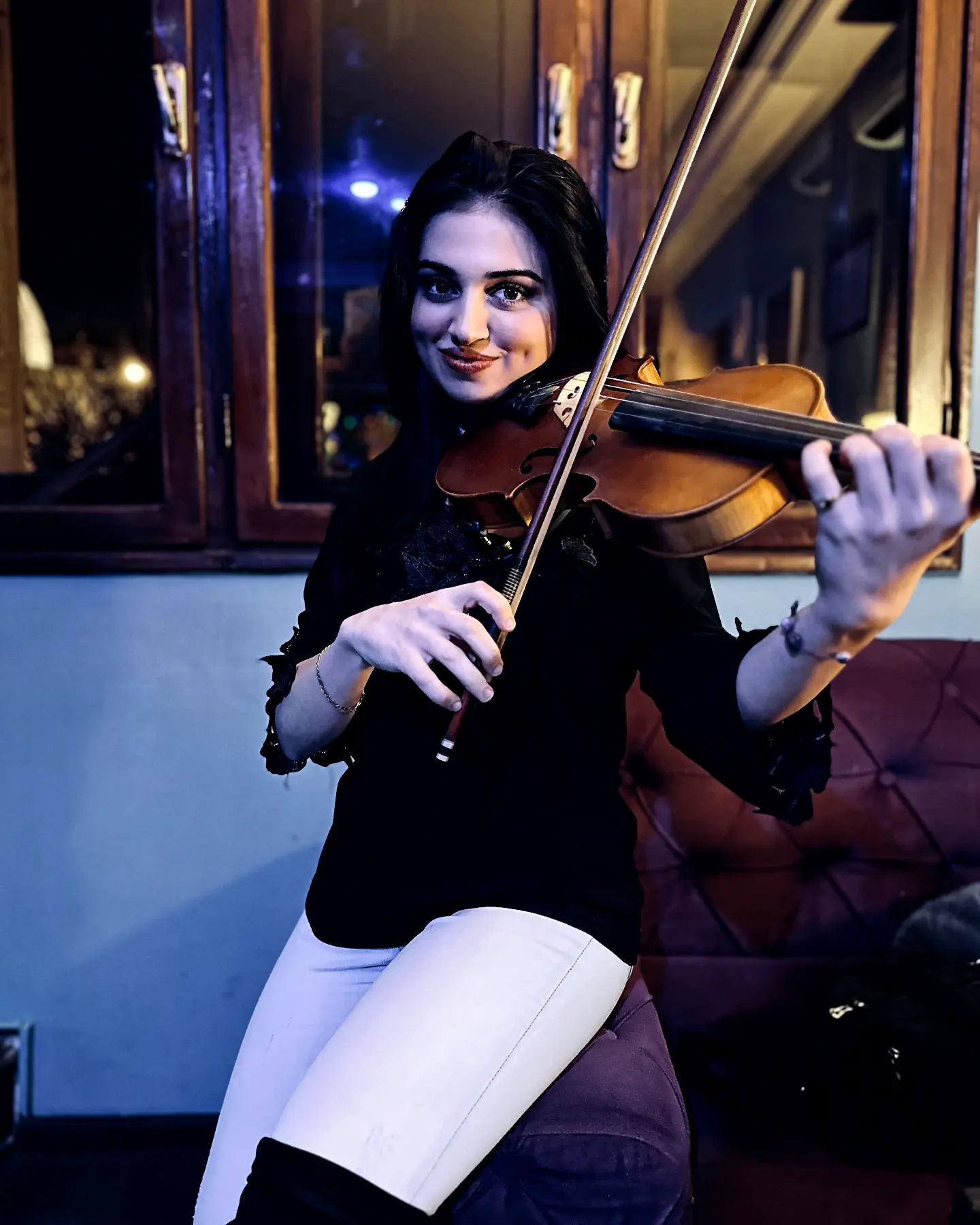 İzabella Violinist