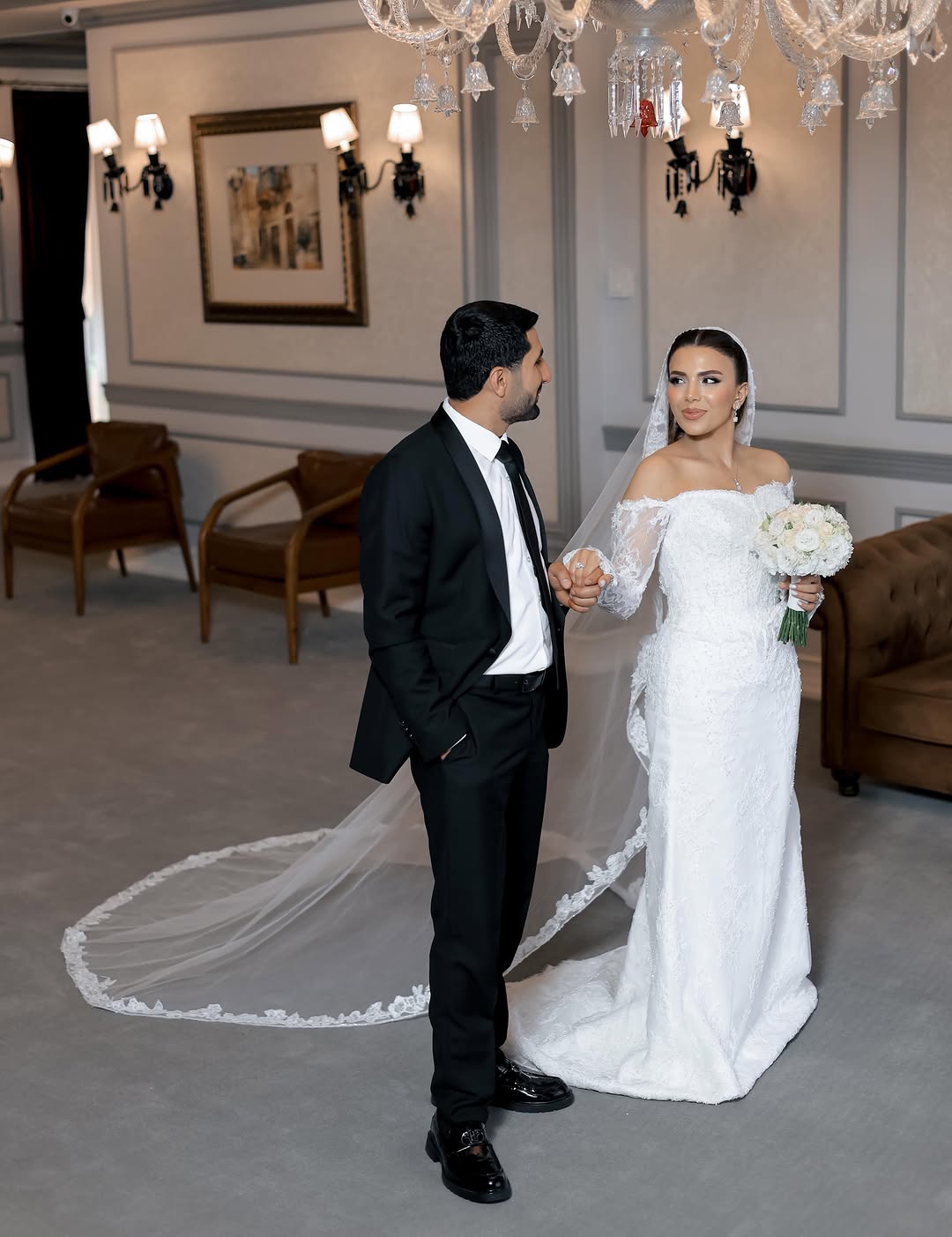 Sadə və Zərif Sivil/Nikah Gəlinlikləri