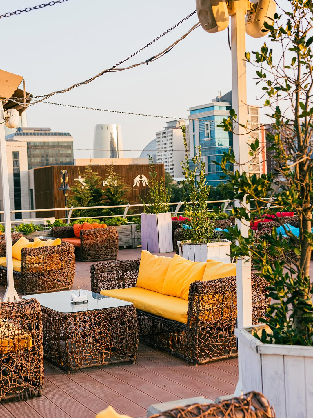 Nogul Lounge - Restoran və Terras Xidməti